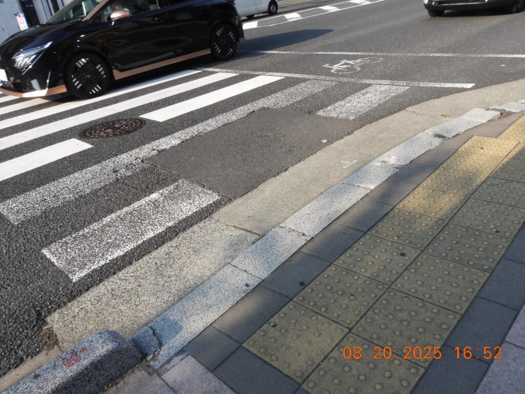 横断歩道
